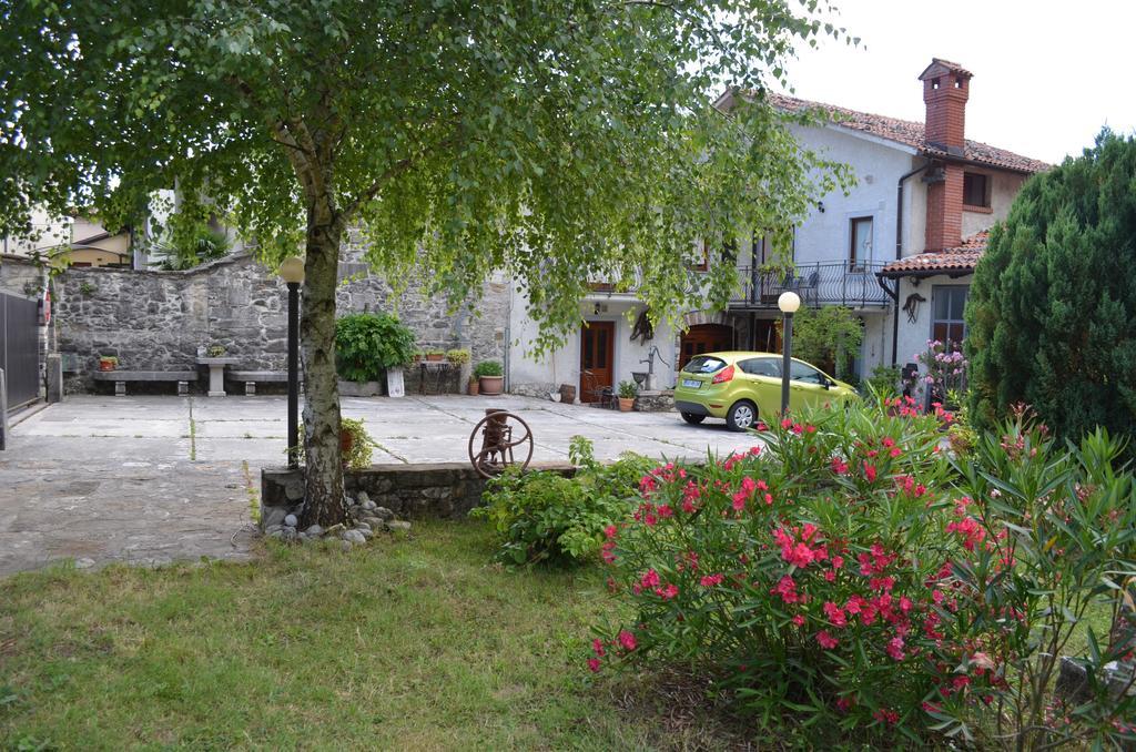 Winery WIPACH&Guesthouse Koren Vipava Exterior foto