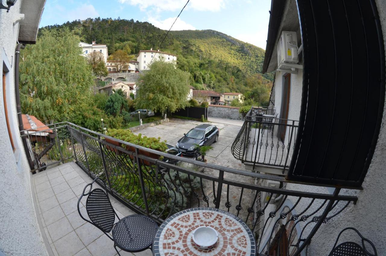 Winery WIPACH&Guesthouse Koren Vipava Exterior foto